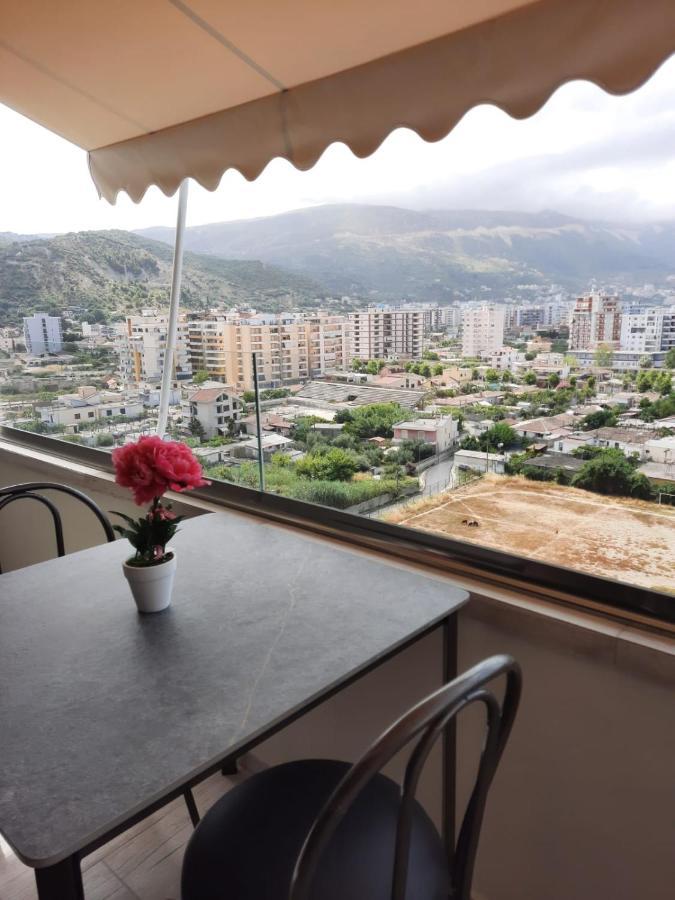Disy Apartments Vlorë Esterno foto