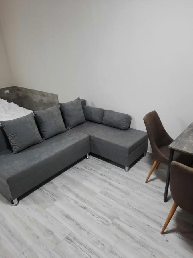 Disy Apartments Vlorë Esterno foto